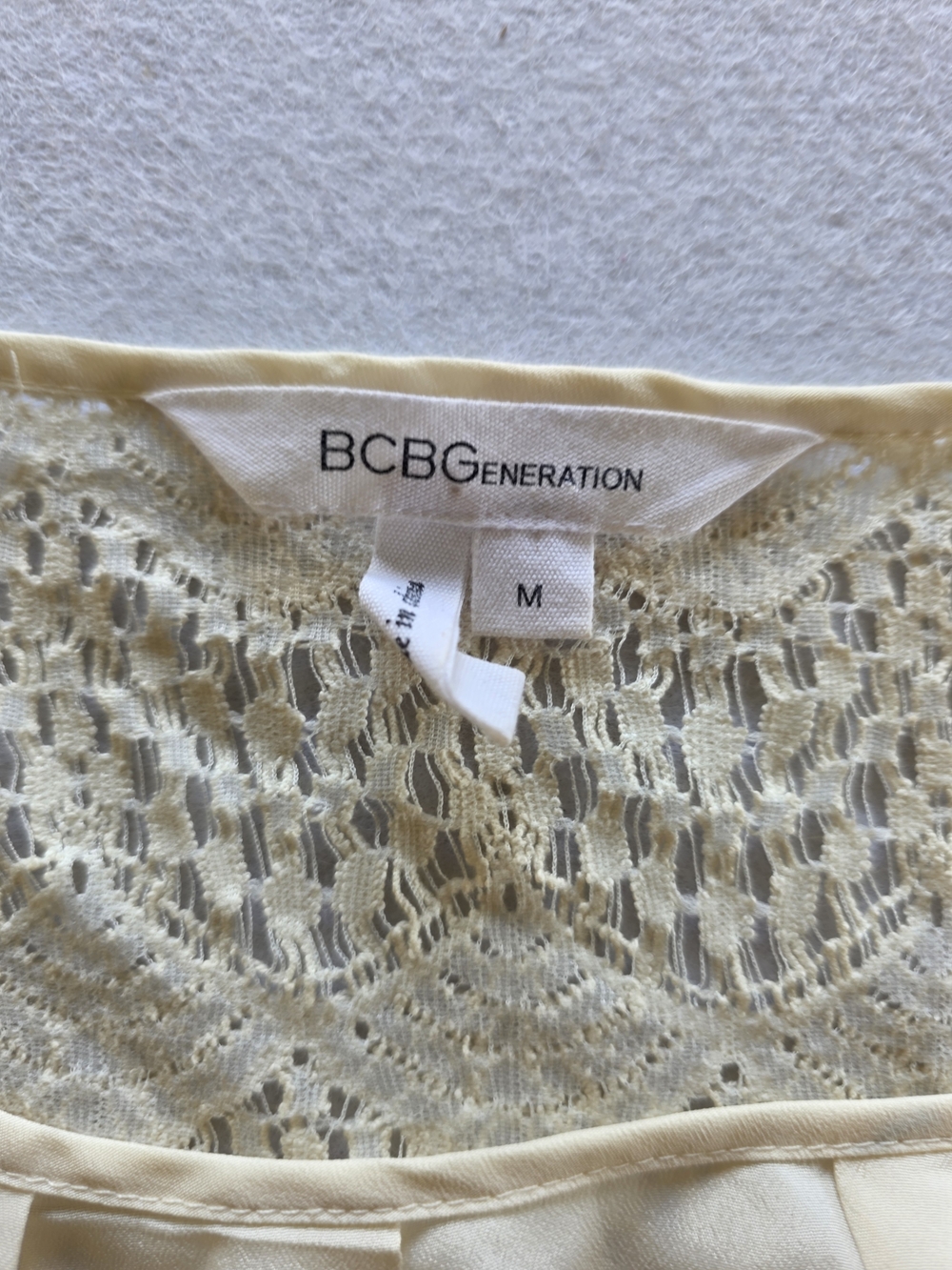 Cottagecore Fairy Vibes BCBGeneration Ivory Crochet Sleeve & Back Blouse - Picture 4 of 11